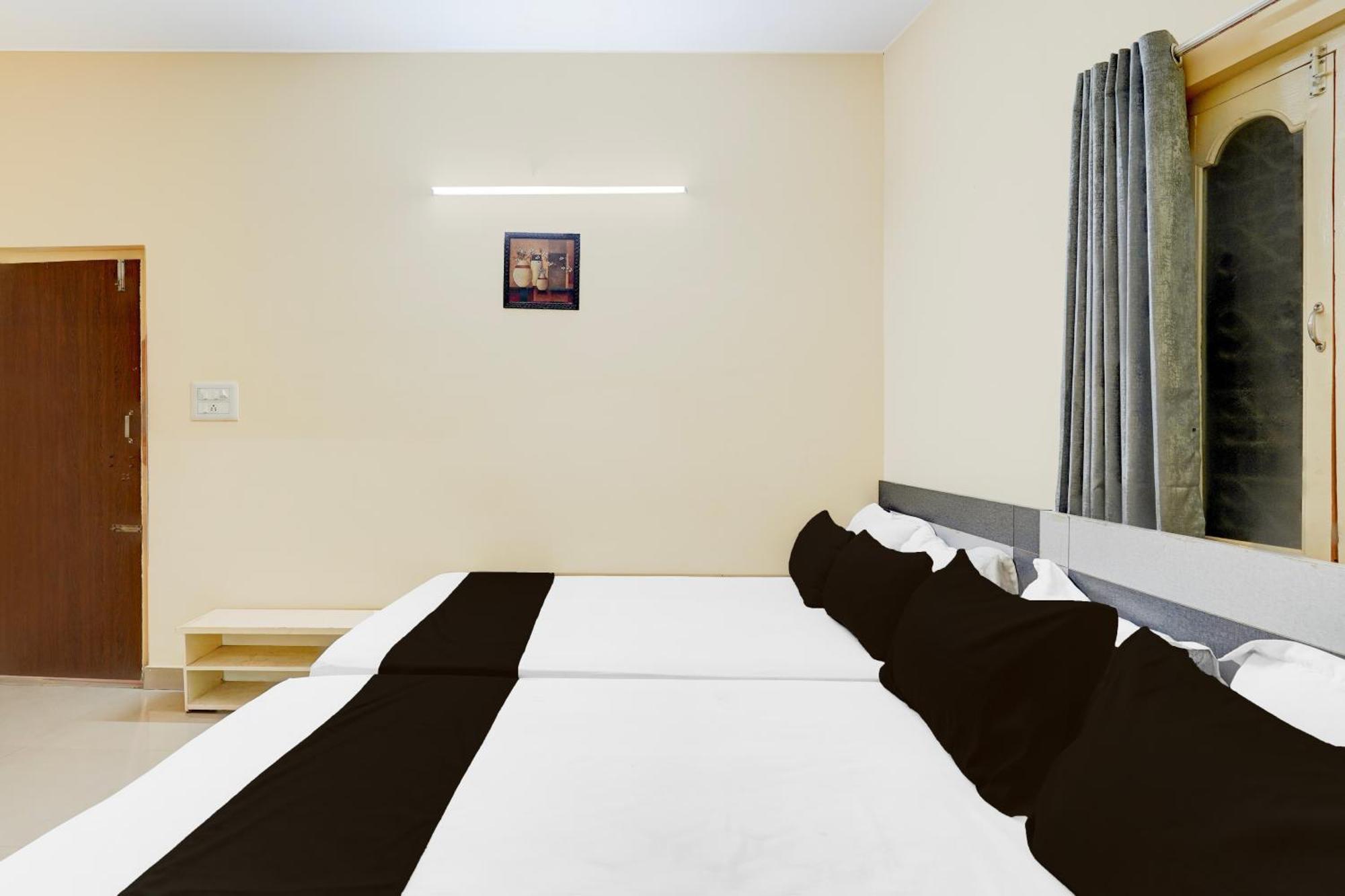 Hotel O Bluestar Bangalore Exteriör bild