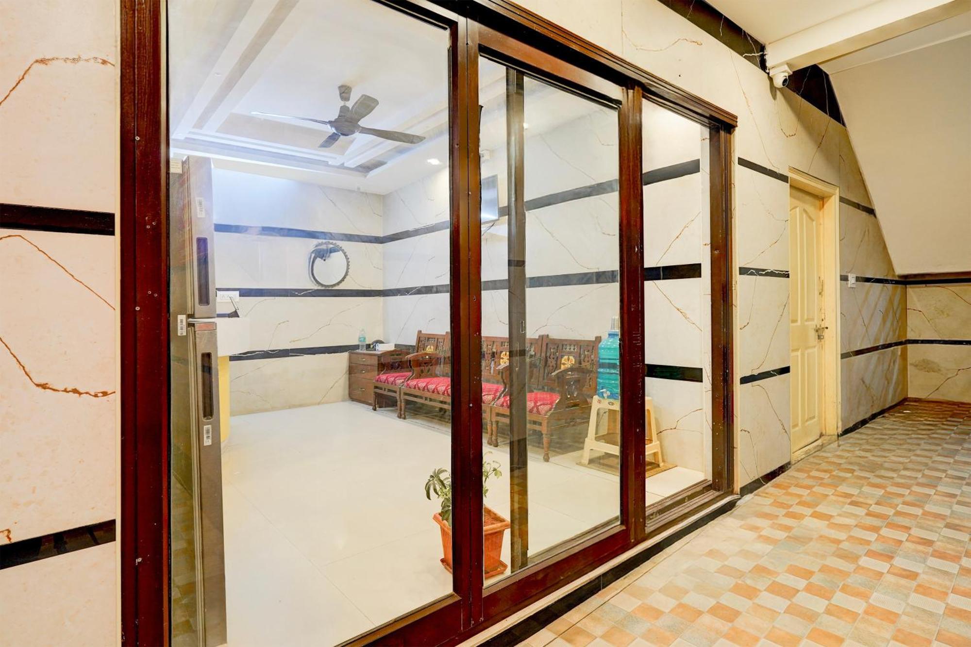 Hotel O Bluestar Bangalore Exteriör bild